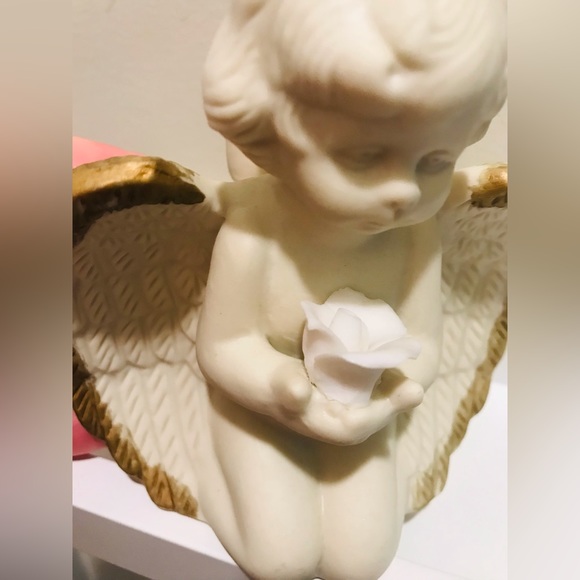 BUNDLE: Small Angel 👼 candle holder & 2 urn 🕯 - Picture 10 of 12